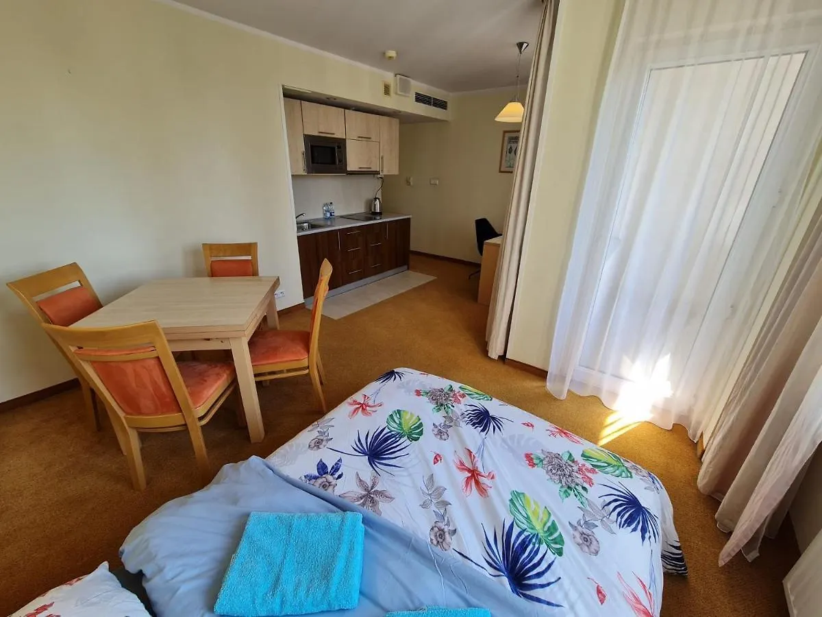 10Q - Z6 Apartament 804 Varşova Polonya